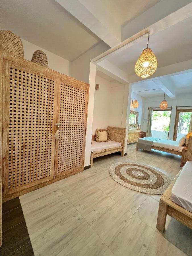 Iru Maldives Hotel Thulusdhoo Kültér fotó