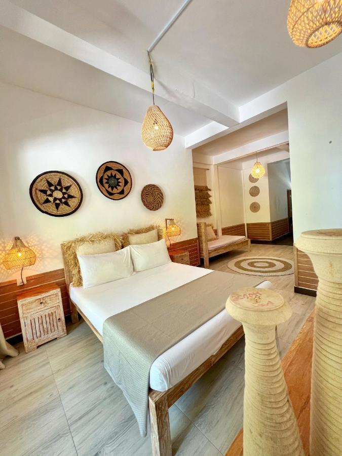 Iru Maldives Hotel Thulusdhoo Kültér fotó