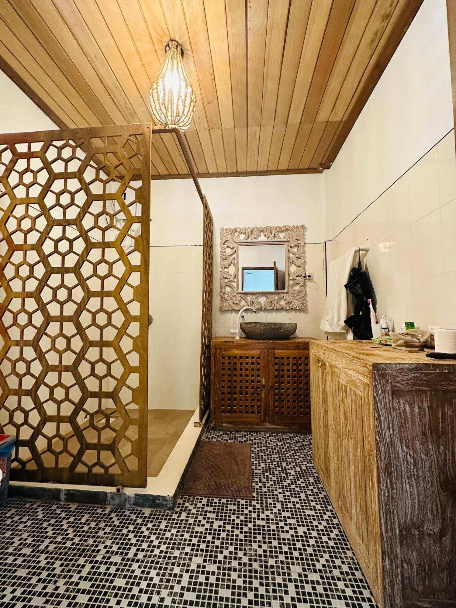 Iru Maldives Hotel Thulusdhoo Kültér fotó
